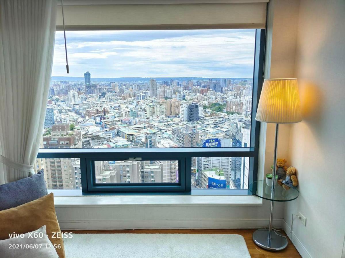 Corner Inn Taichung Extérieur photo