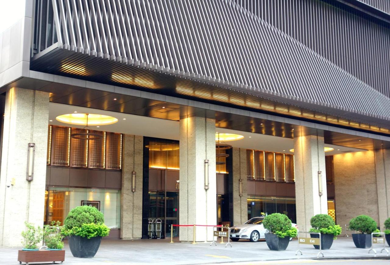 Corner Inn Taichung Extérieur photo